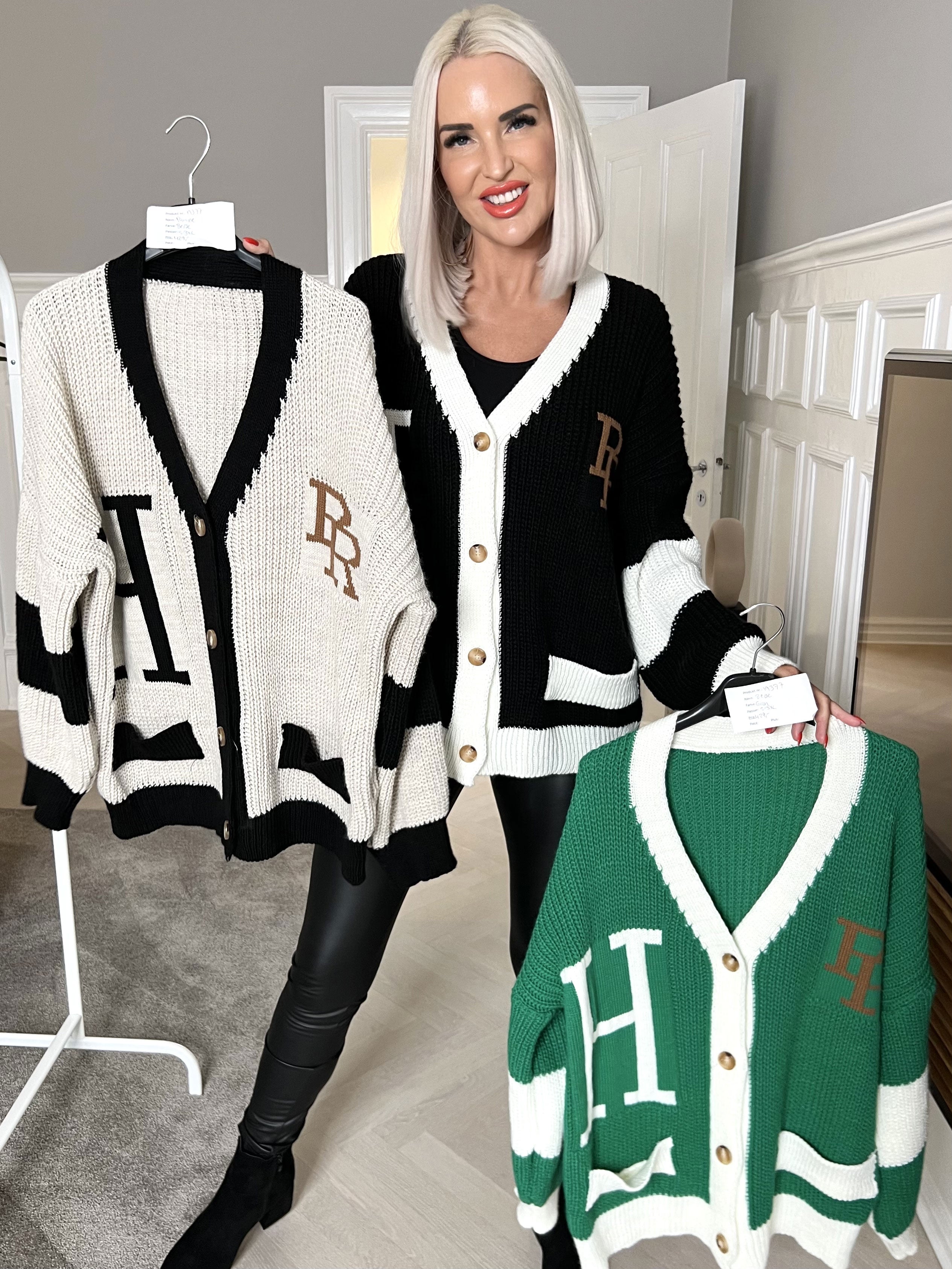 Pauline - Cool cardigan med bogstaver